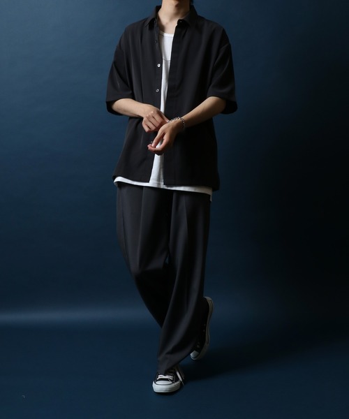ANPAS（アンパス）の「Polyester Twill Fabric Fly front Shirt ポリツイル 比翼仕立て オーバーサイズ 無地半袖シャツ（シャツ/ブラウス・メンズ・ブラウン/ブラック/ホワイト/チャコール・LL/L/M）」の7枚目の写真