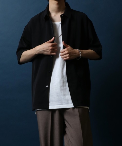 ANPAS（アンパス）の「Polyester Twill Fabric Fly front Shirt ポリツイル 比翼仕立て オーバーサイズ 無地半袖シャツ（シャツ/ブラウス・メンズ・ブラウン/ブラック/ホワイト/チャコール・LL/L/M）」の11枚目の写真