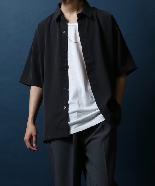 ANPAS（アンパス）の「Polyester Twill Fabric Fly front Shirt ポリツイル 比翼仕立て オーバーサイズ 無地半袖シャツ（シャツ/ブラウス・メンズ・ブラウン/ブラック/ホワイト/チャコール・LL/L/M）」の14枚目の写真