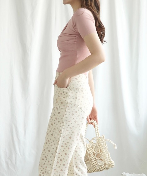 Jasmine Grandiflorum（ジャスミングランディフローラム）の「【Jasmine】クロスデザイン半袖トップス (SS)（Tシャツ/カットソー・レディース・ブラック/ホワイト/ライトグレー/ピンク/レッド・FREE）」の21枚目の写真