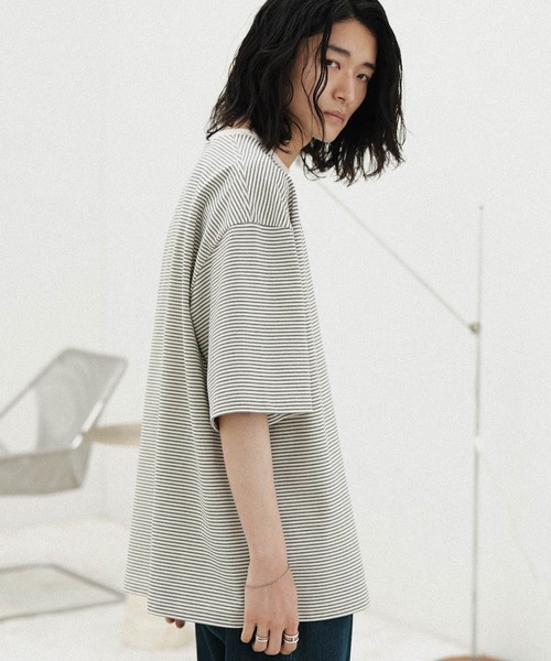 WYM LIDNM（ウィム バイ リドム）の「NARROW BORDER WIDE TEE（Tシャツ/カットソー・メンズ・ベージュ系/ホワイト/チャコール・S/L/M）」の9枚目の写真