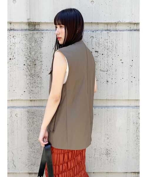 MURUA（ムルーア）の「カーゴポケットジレ（ベスト・レディース・カーキ/ブラック・FREE）」の18枚目の写真