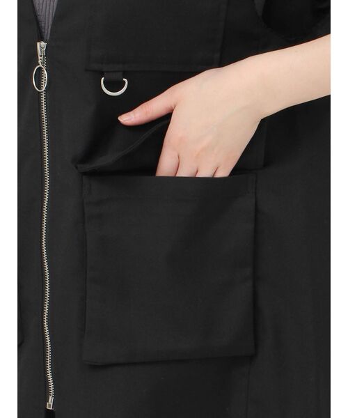 MURUA（ムルーア）の「カーゴポケットジレ（ベスト・レディース・カーキ/ブラック・FREE）」の4枚目の写真