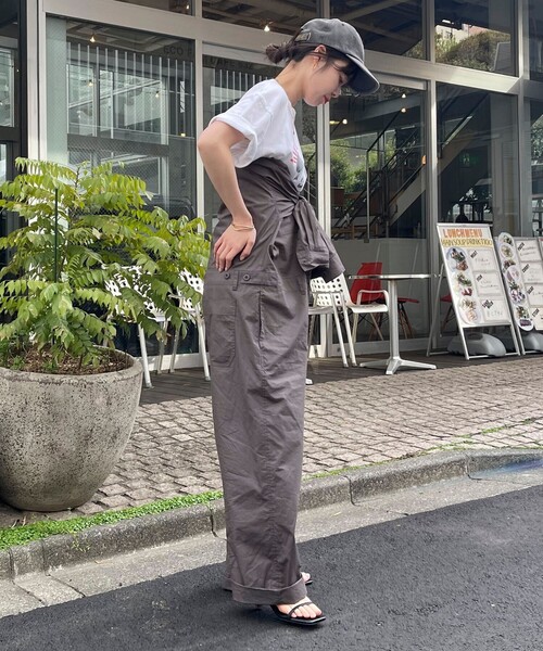 fredy emue（フレディエミュ）の「コットンオールインワン（つなぎ/オールインワン・レディース・チャコールグレー/キャメル・38）」の20枚目の写真