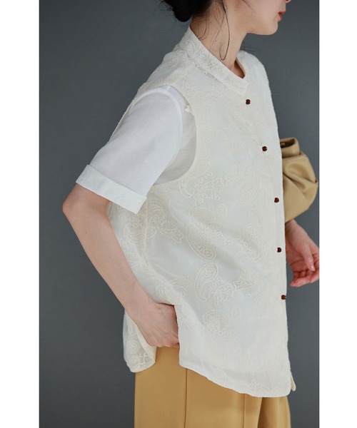 ペイズリー刺繍のチャイナデザインベスト（ベスト）｜CAWAII