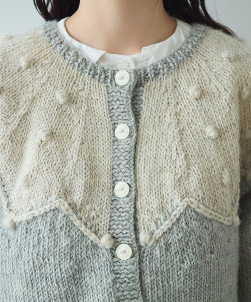bulle de savon（ビュルデサボン）の「ネパールハンドニット ジグザグ求心 カーディガン（ニット/セーター・レディース・ホワイト/グレー・FREE）」の19枚目の写真