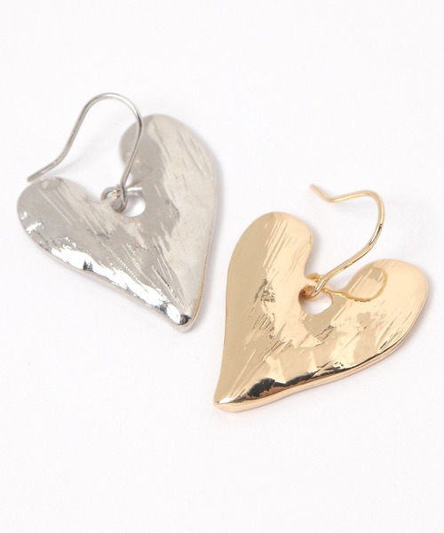 LAKOLE(ラコレ)の「変形ハートフックピアス / 131310(ピアス(両耳用)・レディース・その他1/その他2・FREE)」の3枚目の写真