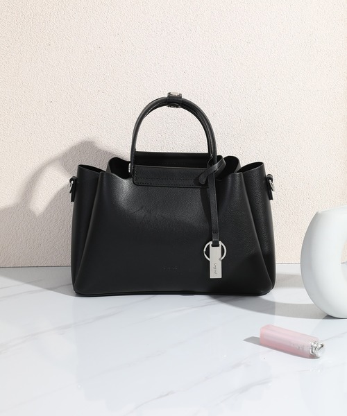 Ungrid（アングリッド）の「【Ungrid/アングリッド】キーチャーム付　軽量両アオリポケット2WAYバッグ（ハンドバッグ・レディース・アイボリー/グレイッシュベージュ/ブラック/ブラウン・FREE）」の13枚目の写真