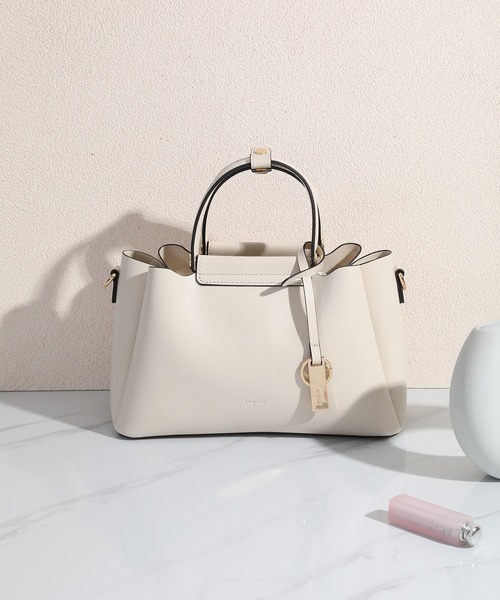 Ungrid（アングリッド）の「【Ungrid/アングリッド】キーチャーム付　軽量両アオリポケット2WAYバッグ（ハンドバッグ・レディース・アイボリー/グレイッシュベージュ/ブラック/ブラウン・FREE）」の20枚目の写真