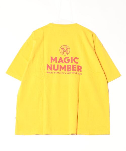 MAGIC NUMBER(マジック ナンバー)の「【MAGIC NUMBER】STOCK LOGO US COTTON T-SHIRT / ストックロゴ ユーエス コットン ティーシャツ(Tシャツ/カットソー・メンズ・ブラック/ホワイト/イエロー・LARGE/X-LARGE/MEDIUM)」の4枚目の写真