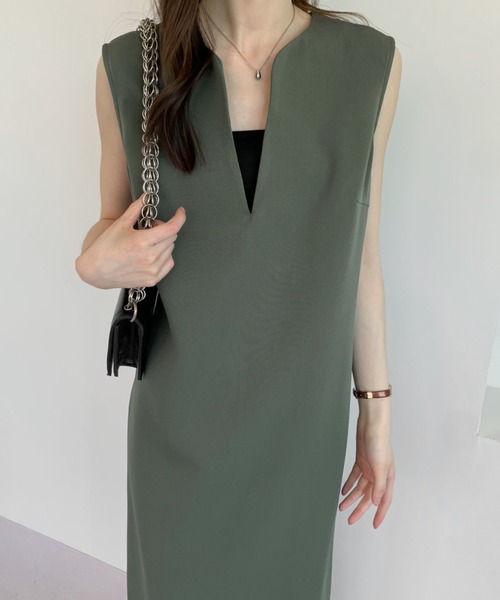 ABITOKYO（アビトーキョー）の「スキッパーロングジャンパースカート（ワンピース・レディース・ネイビー/ベージュ/モカ/ピンク/グリーン/ダークブラウン/カーキ/ブルーグレー/ブラック/アイボリー・L/M/S）」の18枚目の写真