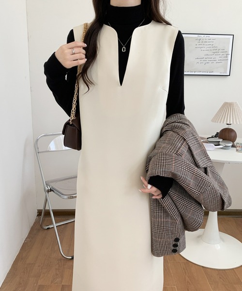 ABITOKYO（アビトーキョー）の「スキッパーロングジャンパースカート（ワンピース・レディース・ネイビー/ベージュ/モカ/ピンク/グリーン/ダークブラウン/カーキ/ブルーグレー/ブラック/アイボリー・L/M/S）」の19枚目の写真