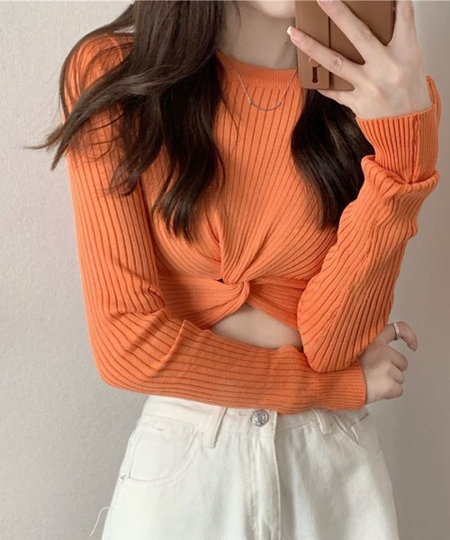 THISIS(ディスイズ)の「ツイストデザイン クロップドニットトップス(ニット/セーター・レディース・ピンク/ホワイト/ミント/オレンジ/ブラック/ブルー・FREE)」の6枚目の写真