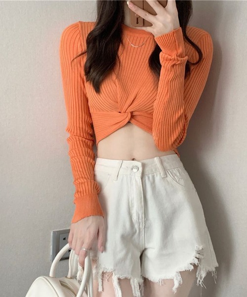 THISIS(ディスイズ)の「ツイストデザイン クロップドニットトップス(ニット/セーター・レディース・ピンク/ホワイト/ミント/オレンジ/ブラック/ブルー・FREE)」の16枚目の写真