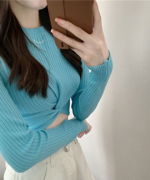 THISIS(ディスイズ)の「ツイストデザイン クロップドニットトップス(ニット/セーター・レディース・ピンク/ホワイト/ミント/オレンジ/ブラック/ブルー・FREE)」の22枚目の写真