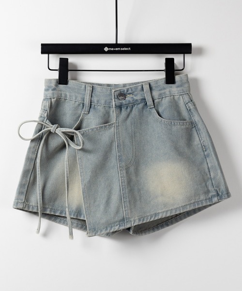 me+em select（ミームセレクト）の「【 ４size 】サイドリボンレイヤードウォッシュデニムミニスカパン ／　side ribbon layered wash denim mini skirt pants（デニムパンツ・レディース・ライトブルー・SMALL/MEDIUM/LARGE/X-LARGE）」の17枚目の写真