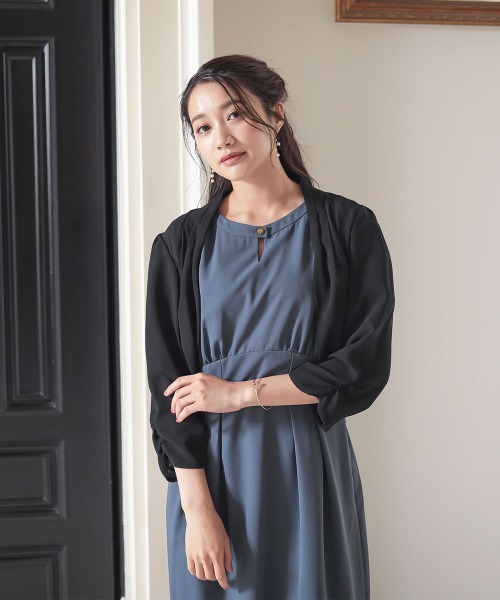 Jolie et Jolie(ジョリーエジョリー)の「着丈長めバックリボンデザインシフォンボレロ(カーディガン/ボレロ・レディース・ベージュ/ブラック・3L/S/M/L/LL/5L/4L)」の14枚目の写真