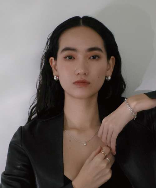 TEN.（テン）の「SILVER925 ソギーピアス（ピアス（両耳用）・レディース・シルバー・FREE）」の8枚目の写真