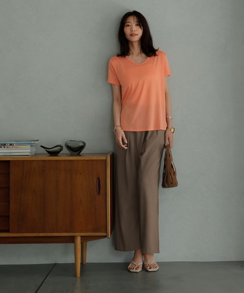 STYLE DELI(スタイルデリ)の「少し透けるテロテロTシャツ(Tシャツ/カットソー・レディース・オレンジ/ライム/ホワイト・FREE)」の16枚目の写真