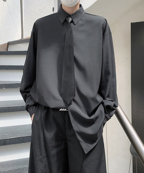 FVLMEN（フルメン）の「【FVLMEN】standard basic tie design longsleeve shirt/スタンダード ベーシック タイ デザイン ロングスリーブ シャツ（シャツ/ブラウス・メンズ・ホワイト/チャコールグレー/ブラック・MEDIUM/LARGE/X-LARGE）」の2枚目の写真