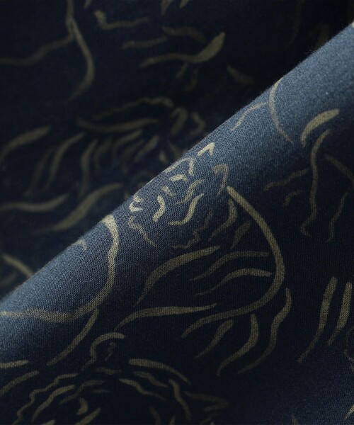 SHIPS(シップス)の「SHIPS KIDS:80~90cm / リバティ プリント 長袖 シャツ(シャツ/ブラウス・キッズ・ネイビー/ベージュ系その他・80/90)」の8枚目の写真