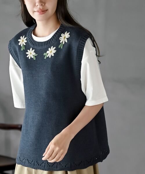 フラワー刺繍クルーネックニットベスト（ベスト）｜rps（アール