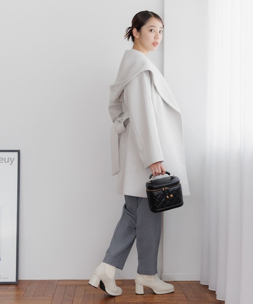 mysty woman（ミスティウーマン）の「Ｗベルトテーパードパンツ 149651（スラックス・レディース・グレー/チャコールグレー/ブルー系その他/ダークブラウン/ベージュ系その他・FREE）」の16枚目の写真