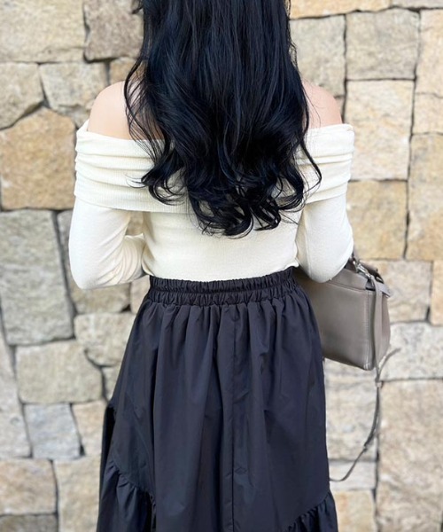 MODE ROBE(モードローブ)の「オフショルデザインニットトップス(ニット/セーター・レディース・グレー/アイボリー/ブラック・FREE)」の15枚目の写真