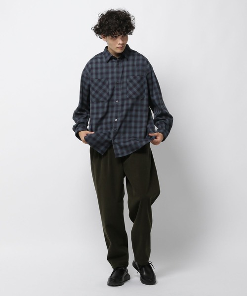 niko and...(ニコアンド)の「TRオンブレーチェックシャツ(シャツ/ブラウス・メンズ・ブラック/アイボリー/ブルー・MEDIUM/LARGE)」の17枚目の写真