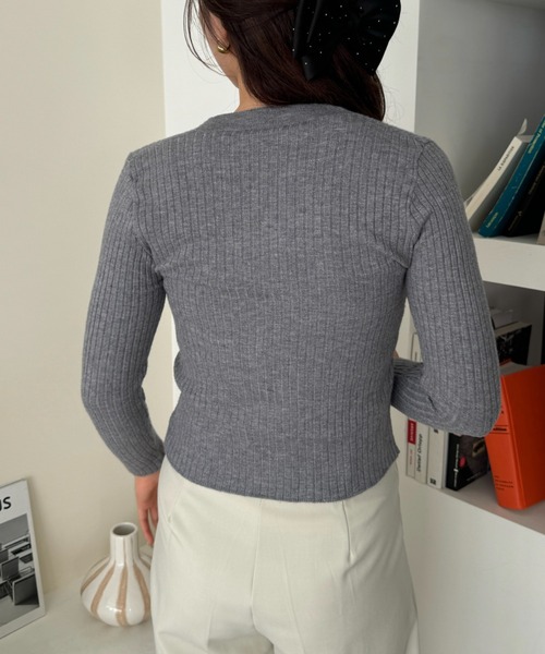 efill(エフィル)の「リブニット 素材 シンプル カーディガン(ニット/セーター・レディース・グレー/ベージュ・FREE)」の20枚目の写真