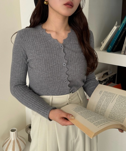 efill(エフィル)の「リブニット 素材 シンプル カーディガン(ニット/セーター・レディース・グレー/ベージュ・FREE)」の15枚目の写真