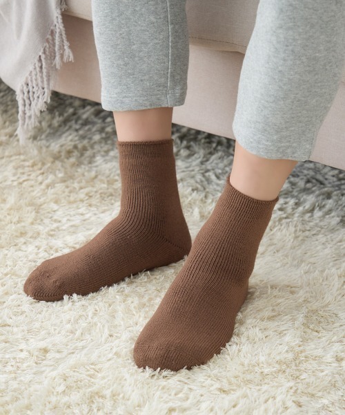 GUNZE(グンゼ)の「UCHI-COLLE/ウチコレ ルームソックス 裏起毛 ショート丈(ソックス/靴下・メンズ・ベージュ系その他/ブラウン/ブルー系その他/ネイビー・25-27CM)」の2枚目の写真