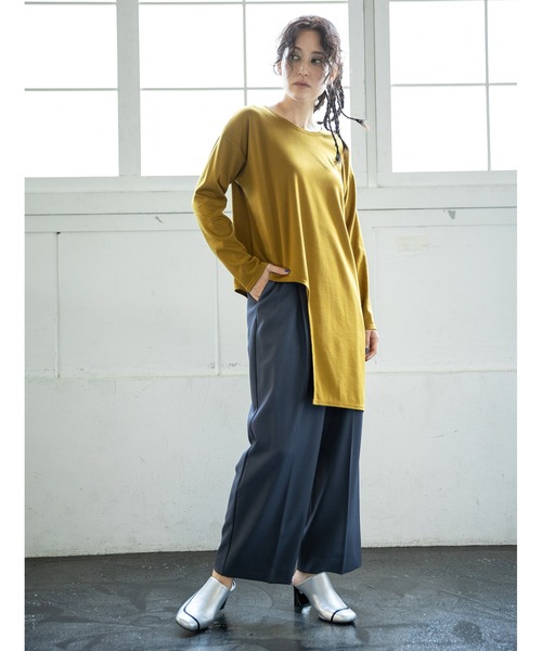 OSMOSIS(オズモーシス)の「アシンメトリーヘムプルオーバー(Tシャツ/カットソー・レディース・オリーブ/ブラック/ブルー/ホワイト・ONE SIZE)」の5枚目の写真