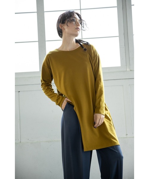 OSMOSIS(オズモーシス)の「アシンメトリーヘムプルオーバー(Tシャツ/カットソー・レディース・オリーブ/ブラック/ブルー/ホワイト・ONE SIZE)」の8枚目の写真