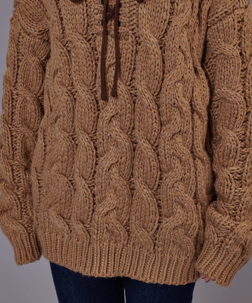favclo.(ファブクロ)の「Cable Knit Sweater / ケーブルニットセーター(ニット/セーター・レディース・オフホワイト/ライトブラウン・FREE)」の9枚目の写真