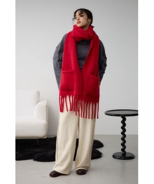 AZUL by moussy（アズールバイマウジー）の「ポケット付マフラー（ストール/ショール・レディース・レッド/アイボリー/ブルー・FREE）」の19枚目の写真