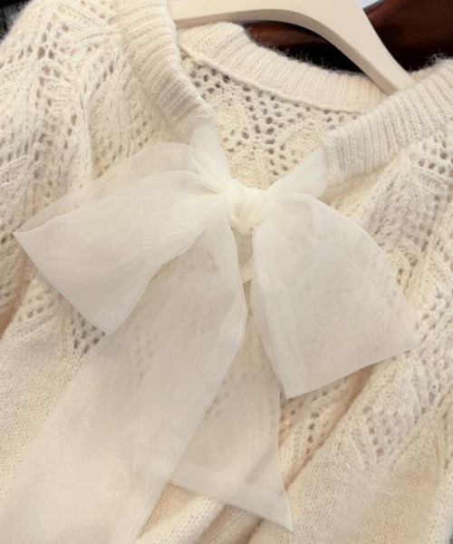 SPIGA（スピーガ）の「ﾓﾍｱｼﾞｬｶﾞｰﾄﾞ模様透かし編みﾘﾎﾞﾝﾂｷﾆｯﾄﾄｯﾌﾟｽ（ニット/セーター・レディース・イエロー/アイボリー・FREE）」の6枚目の写真