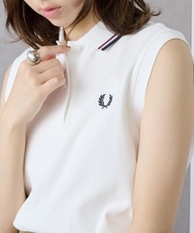 【FRED PERRY】SLEEVELESS FRED PERRY SHIRT G7200
