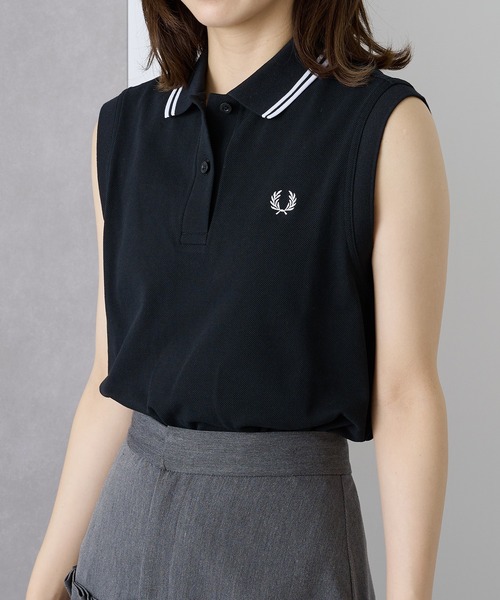 FRED PERRY(フレッドペリー)の「【FRED PERRY】SLEEVELESS FRED PERRY SHIRT G7200(ポロシャツ・レディース・ブラック/アイボリー/ホワイト・8/10)」の16枚目の写真