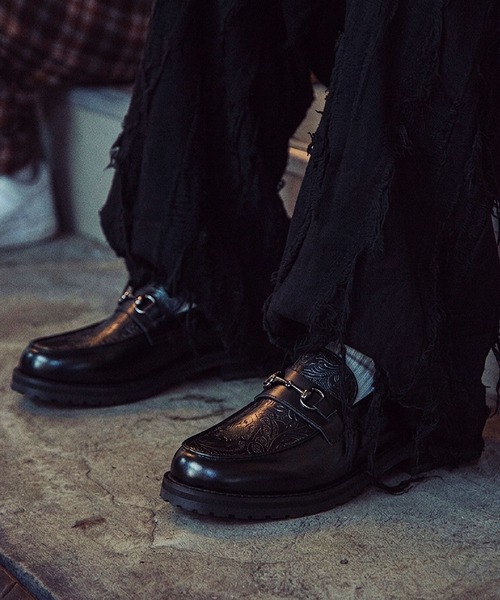 London Shoe Make(ロンドンシューメイク)の「WEB限定 +4.5㎝ レザー タンクソール ビットローファー / London Shoe Make Oxford and Derby 9013(ローファー・メンズ・ブラック/ブラック系その他/ブラック系その他2・UK7/UK9/UK8.5/UK8/UK7.5/UK6.5/UK9.5)」の3枚目の写真