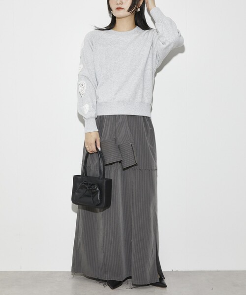 Firsthand（ファーストハンド）の「Firsthand/ファーストハンド オーガニックコットン 袖ハートアップリケ ラグランスウェット（スウェット・レディース・グレー/ブラック・FREE）」の9枚目の写真