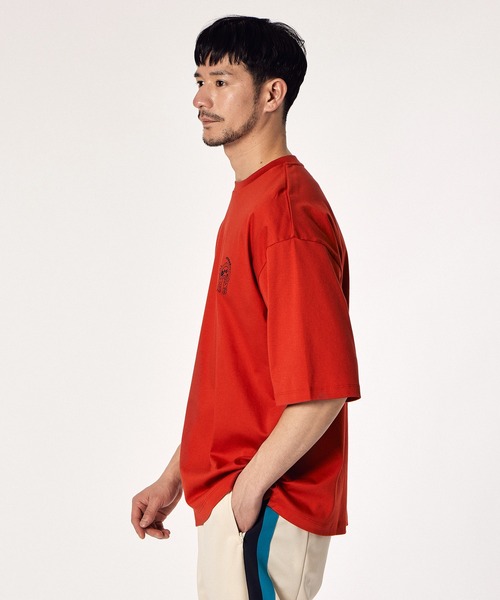 LANVIN en Bleu(ランバンオンブルー)の「【LANVIN en Bleu ESSENTIAL】ANTIN / ”アルベール” プリントTシャツ(Tシャツ/カットソー・メンズ・レッド/ホワイト/ブラック・XX-LARGE/X-LARGE/LARGE/MEDIUM/SMALL)」の10枚目の写真