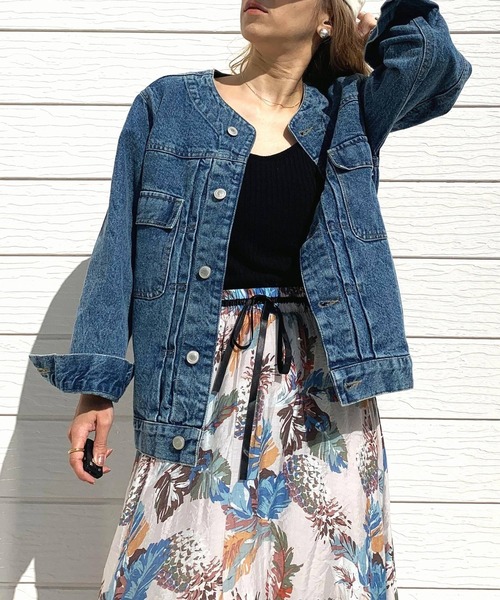 Q（キュー）の「デニムノーカラージャケット（デニムジャケット・レディース・ブルー・MEDIUM）」の9枚目の写真