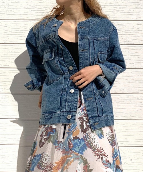 Q（キュー）の「デニムノーカラージャケット（デニムジャケット・レディース・ブルー・MEDIUM）」の7枚目の写真