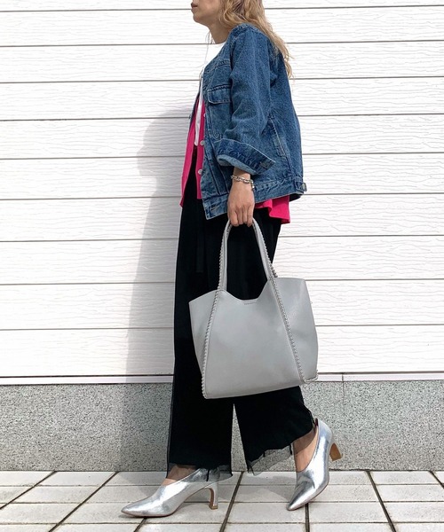 Q（キュー）の「デニムノーカラージャケット（デニムジャケット・レディース・ブルー・MEDIUM）」の19枚目の写真