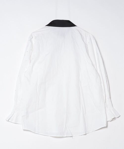 TITTY&CO.（ティティーアンドコー）の「ビジュー付きバイカラーブラウス（シャツ/ブラウス・レディース・ホワイト・FREE）」の11枚目の写真