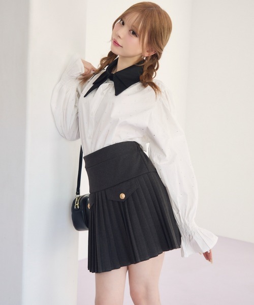 TITTY&CO.（ティティーアンドコー）の「ビジュー付きバイカラーブラウス（シャツ/ブラウス・レディース・ホワイト・FREE）」の3枚目の写真