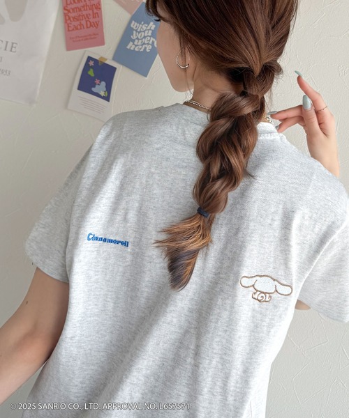 sanrio(サンリオ)の「【Sanrio characters/サンリオキャラクターズ】大人っぽく推せる。綿100%バックサンリオキャラ刺繍半袖コンパクトTシャツ(半袖)(Tシャツ/カットソー・レディース・ホワイト/オートミール/チャコール・X-LARGE/SMALL/MEDIUM/LARGE)」の3枚目の写真
