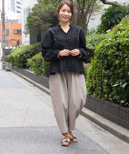 チチカカ(チチカカ)の「チェンマイコットンバルーンパンツ【WEB限定】(その他パンツ・レディース・ベージュ/ナチュラル/ブルー・FREE)」の12枚目の写真