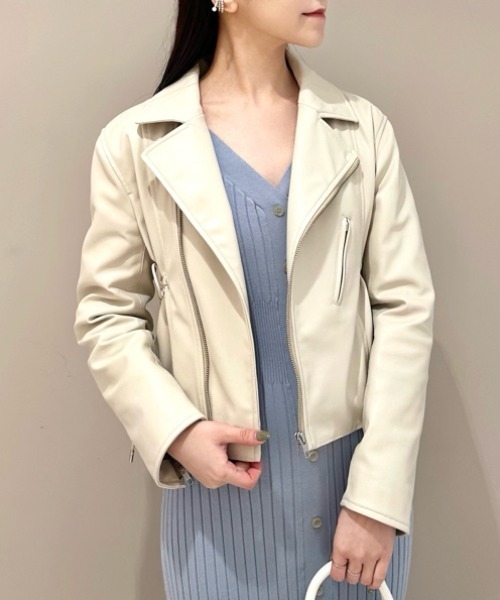 SNIDEL（スナイデル）の「ドロストライダースジャケット（ライダースジャケット・レディース・ブラック/ライトベージュ・FREE）」の22枚目の写真